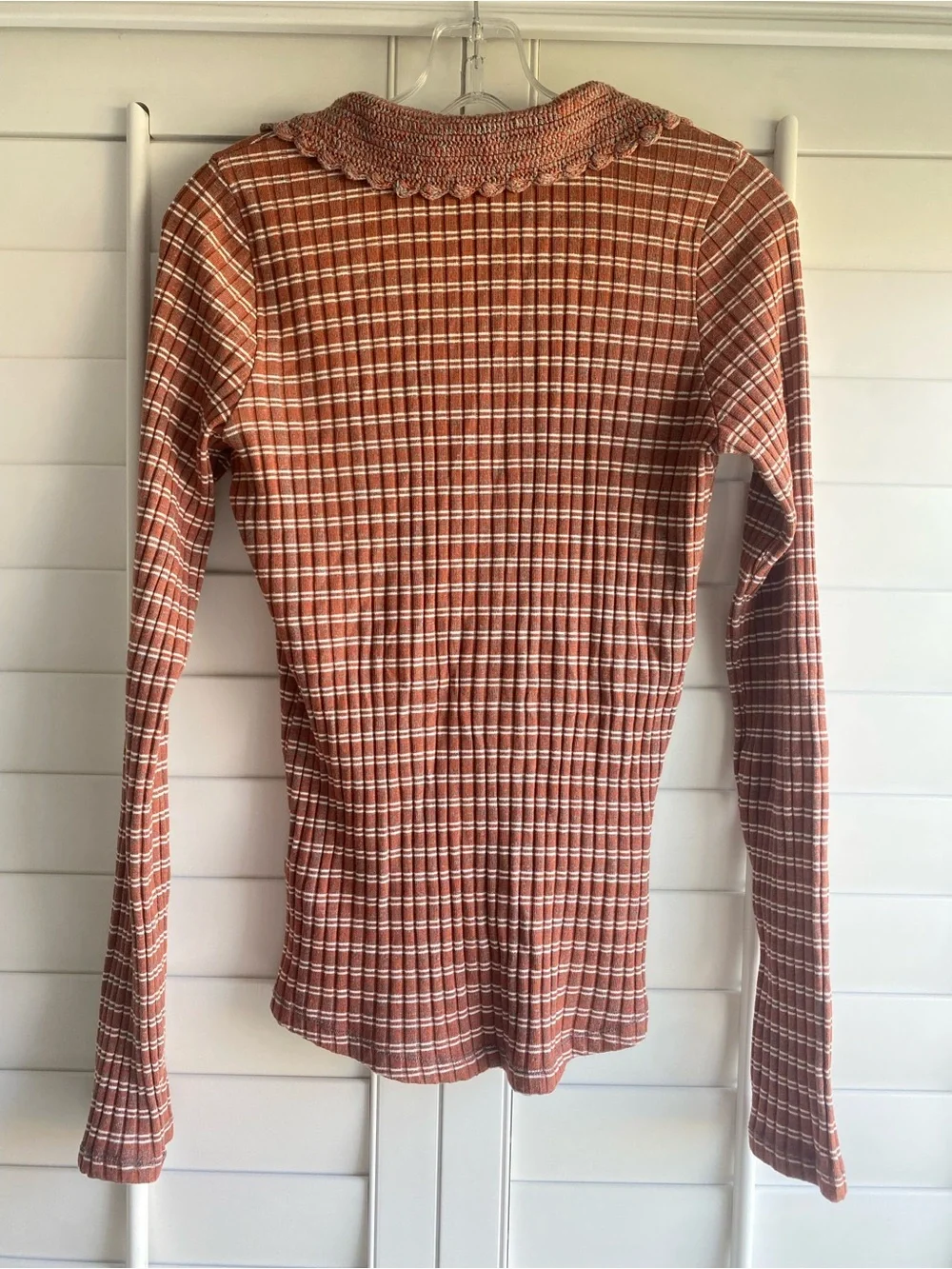 Free People Ribbed Knit Henley Top Crochet Collar Rust Stripe Size Large